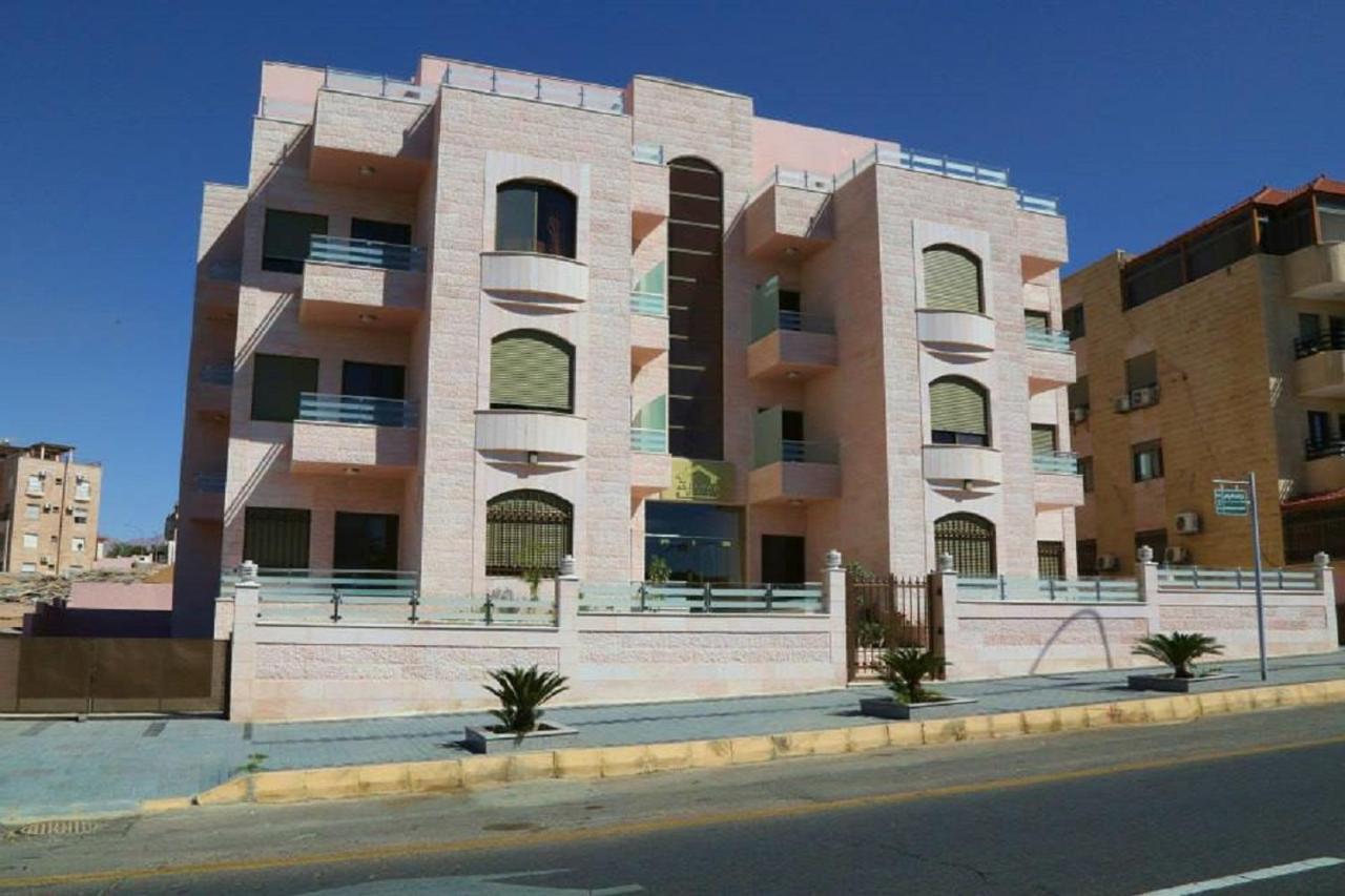 Al Jawad Suites 亚喀巴 外观 照片